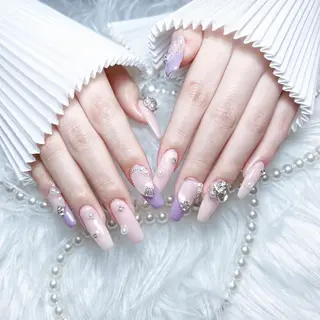 ネイル 🩷Yun nail Salon 本店🩷のネイルデザイン