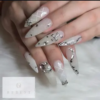 ネイル nailist uranのネイルデザイン