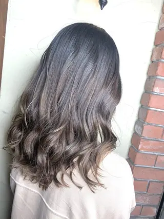 ミディアム カラー パーマ ヘアアレンジ メンズ キッズ ネイル マツエク・マツパ 髪質改善 艶髪🔵フセナオヤのヘアスタイル