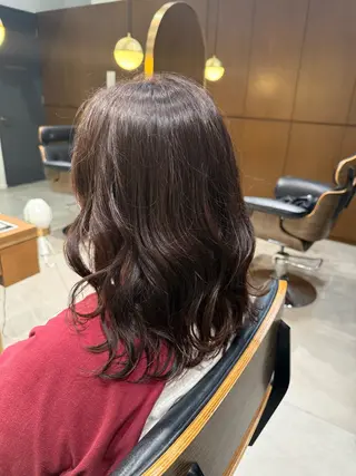 カラー 長谷川 紗羅のヘアスタイル