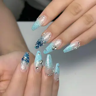 ネイル Rui🌺 Novaのネイルデザイン