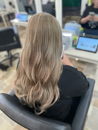 ロング カラー amphihair 高橋祐也のヘアスタイル
