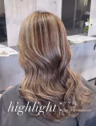 ロング 五味 亜有里のヘアスタイル