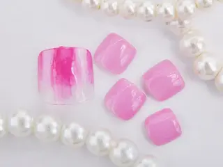 ネイル Tiary Nail Fのネイルデザイン