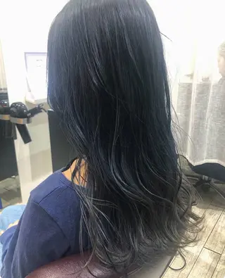 ロング カラー 中村 よしひでのヘアスタイル