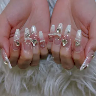 ネイル Anh ゴテゴテネイルのネイルデザイン