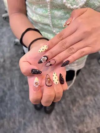 ネイル Sora  Nail 長さ出し専門店のネイルデザイン