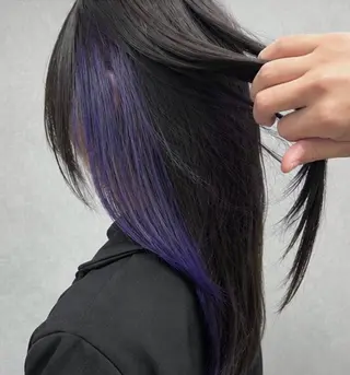 ロング カワクボ ハルキのヘアスタイル