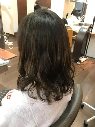 ミディアム 西川 佑樹のヘアスタイル