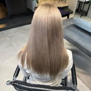 セミロング あおい/透明感 /ハイトーンのヘアスタイル