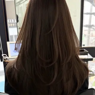 セミロング カラー ヘアアレンジ 内大久保 列夏のヘアスタイル