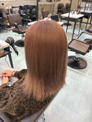 セミロング カラー Loob.TOKYO YUUNAのヘアスタイル