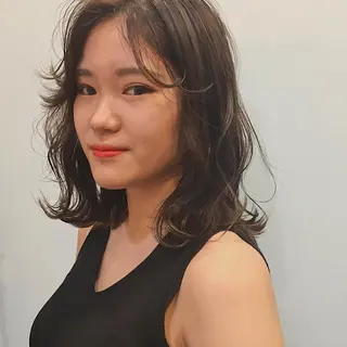 ミディアム カラー 山中 直輝のヘアスタイル