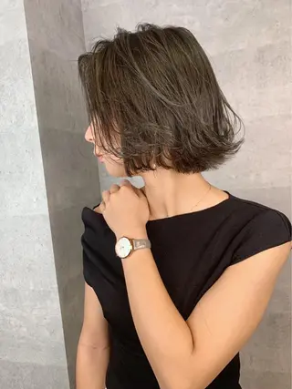 ミディアム カラー FUKUNAGA YUのヘアスタイル