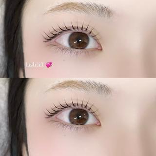 マツエク・マツパ Ayumi.pro 🤍T 〈4階〉のマツエク・マツパデザイン