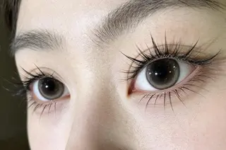 マツエク・マツパ Akina&Eye lash🌼LED店のマツエク・マツパデザイン