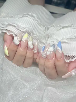 ネイル moca心斎橋店 Aina🐈⬛🤍のネイルデザイン