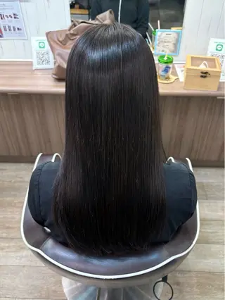 ロング カラー 新倉 舞のヘアスタイル