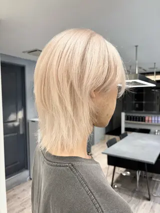 カラー メンズ 艶髪ハイトーンカラー kana♡のヘアスタイル