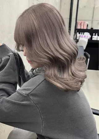 カラー 伊藤七奈/名古屋/ ハイトーン/ブリーチのヘアスタイル