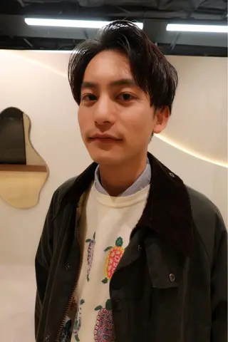 ショート メンズ 亀井 雷のヘアスタイル