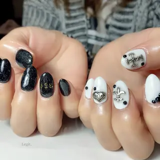 ネイル Legit nail salonのネイルデザイン