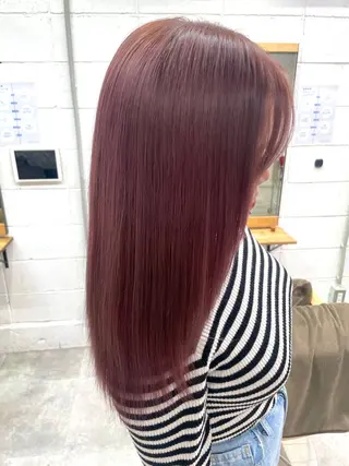 カラー 見奈美 凜のヘアスタイル