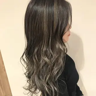 セミロング カラー 髪質改善カラー韓国風 レイヤーtudaのヘアスタイル