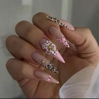 ネイル Nova Nail Salonのネイルデザイン