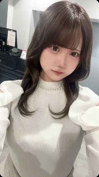 ロング カラー 紅都🫧 透明感水光カラーのヘアスタイル