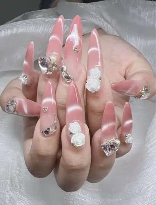 ネイル Lee Nailsのネイルデザイン