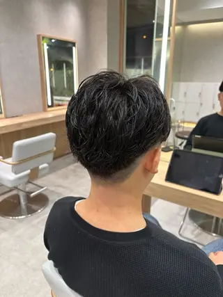 パーマ メンズ 縮毛矯正特化💎& 透明感カラー✨レオのヘアスタイル