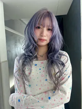 カラー Akari🧬レイヤ ー/ハイトーン/天神のヘアスタイル