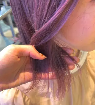 ショート カラー 🌈コテ巻き風パーマ LOHASせいな🌈のヘアスタイル
