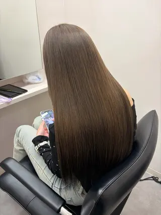 ロング とき/髪質改善/透明 感カラー☘️のヘアスタイル