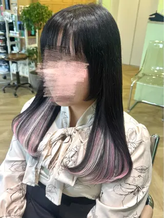 ミディアム 横浜🍒ルーツカラー エクステ／RIEのヘアスタイル