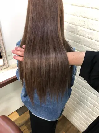 ロング カラー famille ファミーユのヘアスタイル