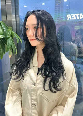ロング カラー 🌎カット＆Wカラー 🌎KANAMIのヘアスタイル