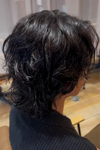 セミロング パーマ メンズ フジイイブキ 髪質改善カラーのヘアスタイル