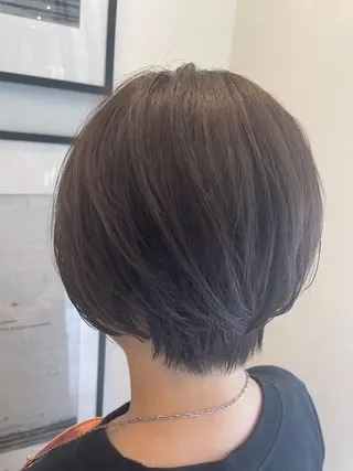ショート カラー 塚本 昂のヘアスタイル