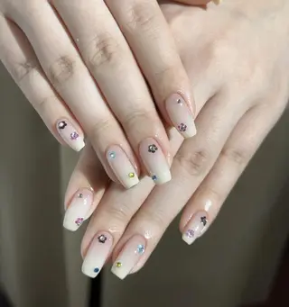 ネイル 🍑 momo_nailのネイルデザイン