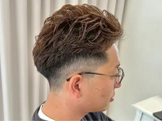 ショート センターパート 韓国ヘア・綾也のヘアスタイル
