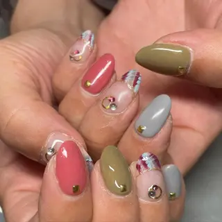 ネイル LAVISH 大和店 🤱子連れ大歓迎のネイルデザイン
