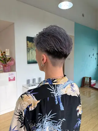 ショート カラー 御厨 夏芽のヘアスタイル