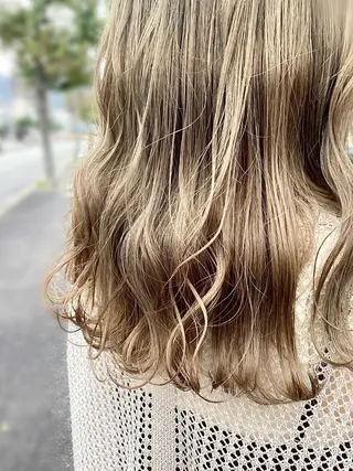 カラー セミロング Atem ☀️大町店のヘアスタイル