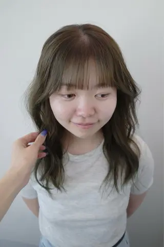セミロング 小長谷 夕菜のヘアスタイル