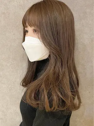 ロング カラー TRENCH 相澤 果歩のヘアスタイル