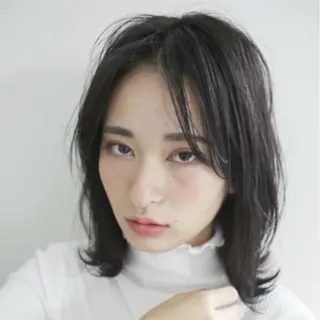 カラー suzuno／ Ributeのヘアスタイル