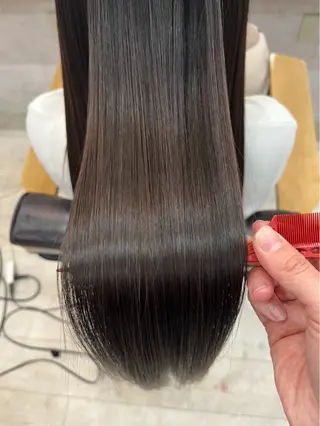ロング 野澤 朱里のヘアスタイル