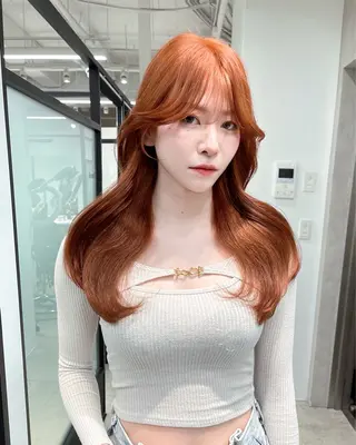 カラー 韓国レイヤーカット 髪質改善▫️水野有真のヘアスタイル
